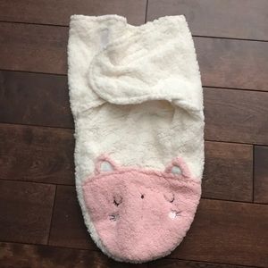 Chick Pea fuzzy cat swaddle 0-3 months